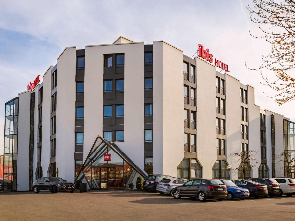 Ibis Lausanne Crissier Eksteriør bilde