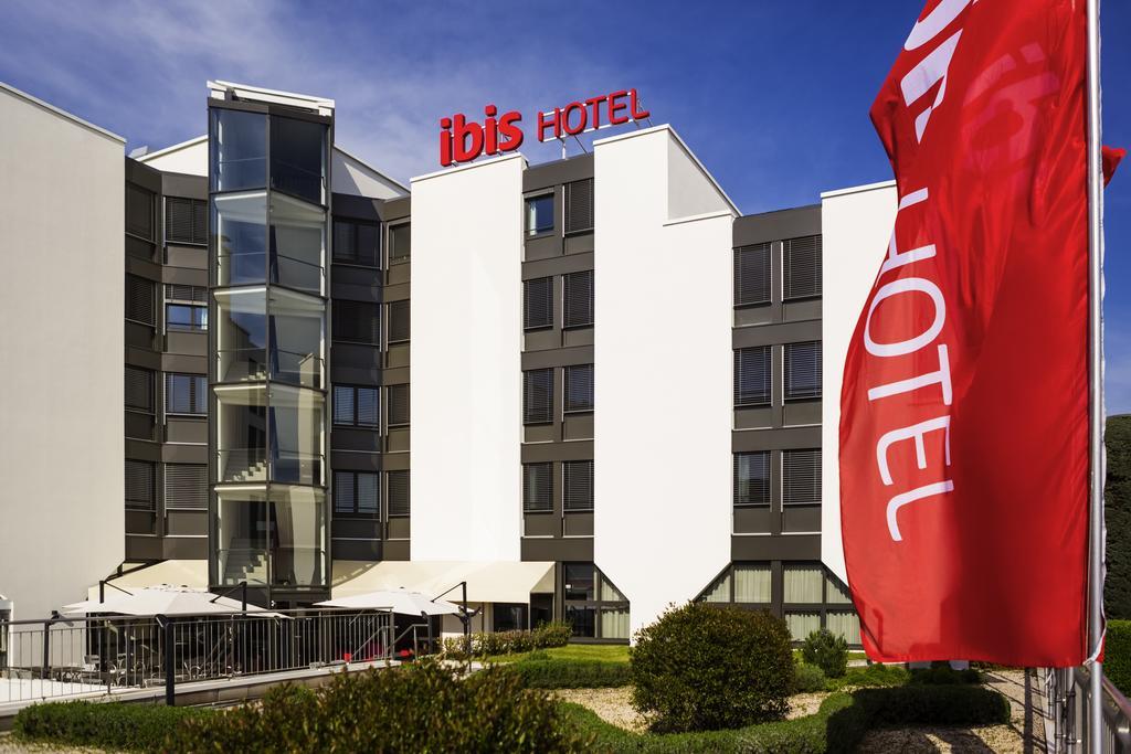 Ibis Lausanne Crissier Eksteriør bilde